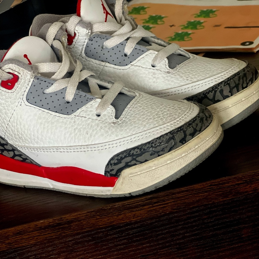 fire head 3's (jordans)